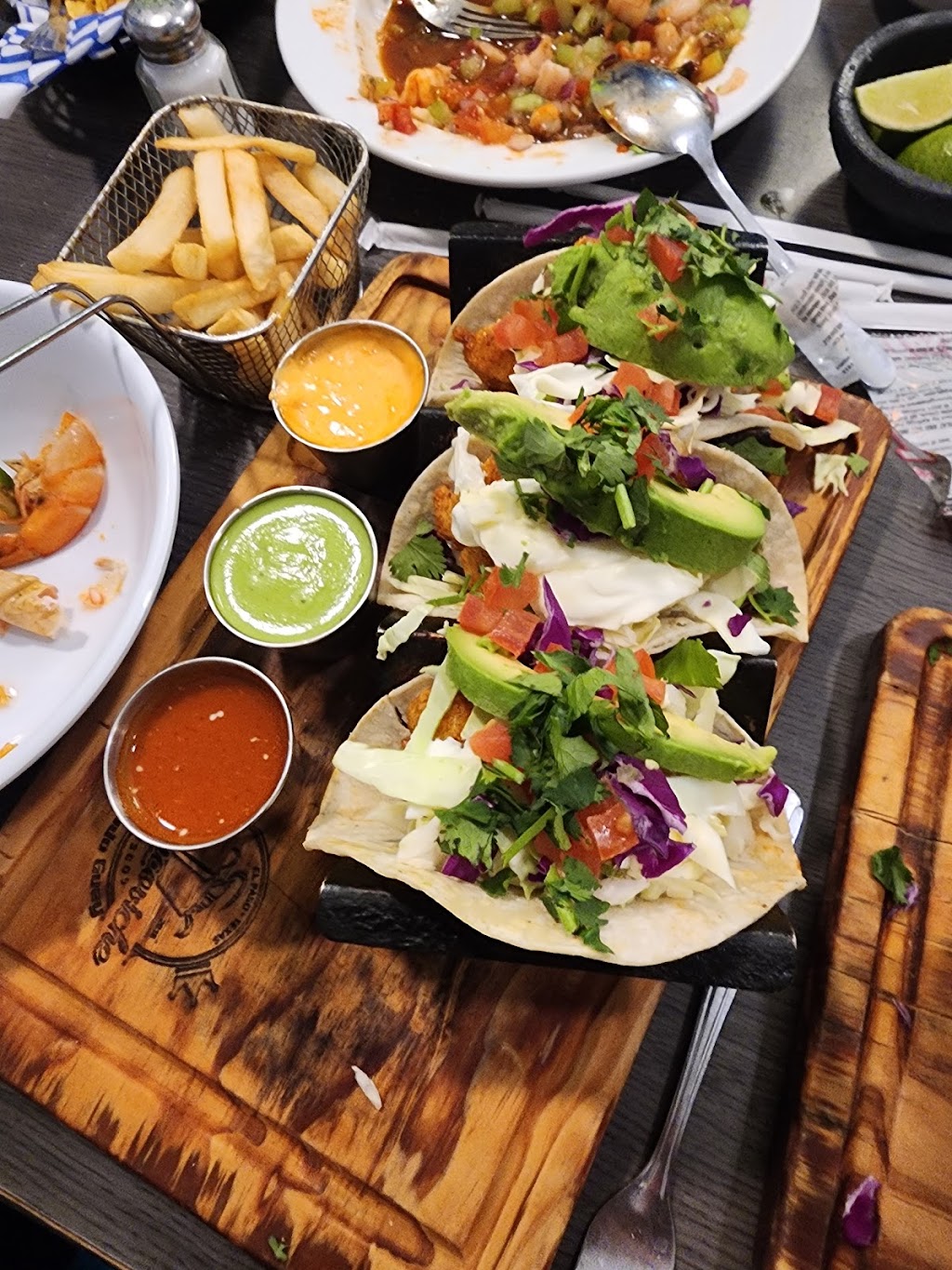 El Chucoviche Mariscos | restaurant | 11470 Montana Ave, El Paso, TX 79936, USA | 9152496494 OR +1 915-249-6494