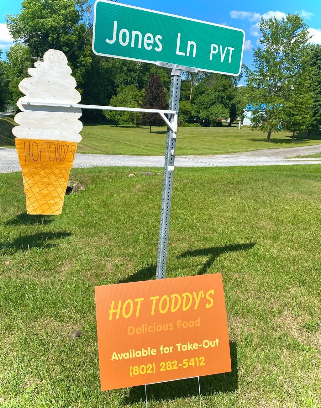 Hot Toddys | restaurant | Jones Ln, Clarendon, VT 05759, USA | 8022825412 OR +1 802-282-5412