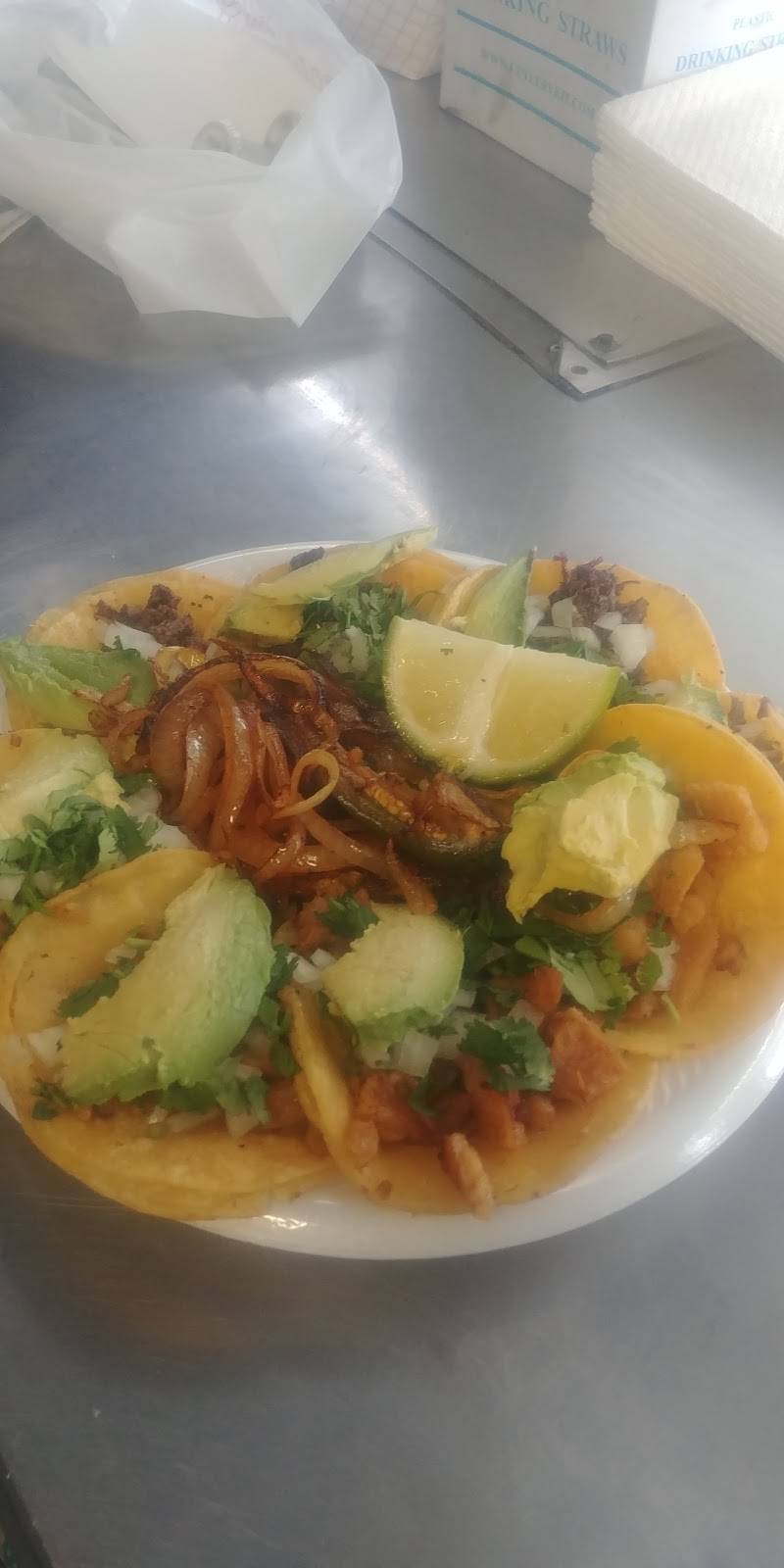 Taqueria El Ranero | restaurant | 2134 Bingle Rd, Houston, TX 77055, USA | 3462049238 OR +1 346-204-9238