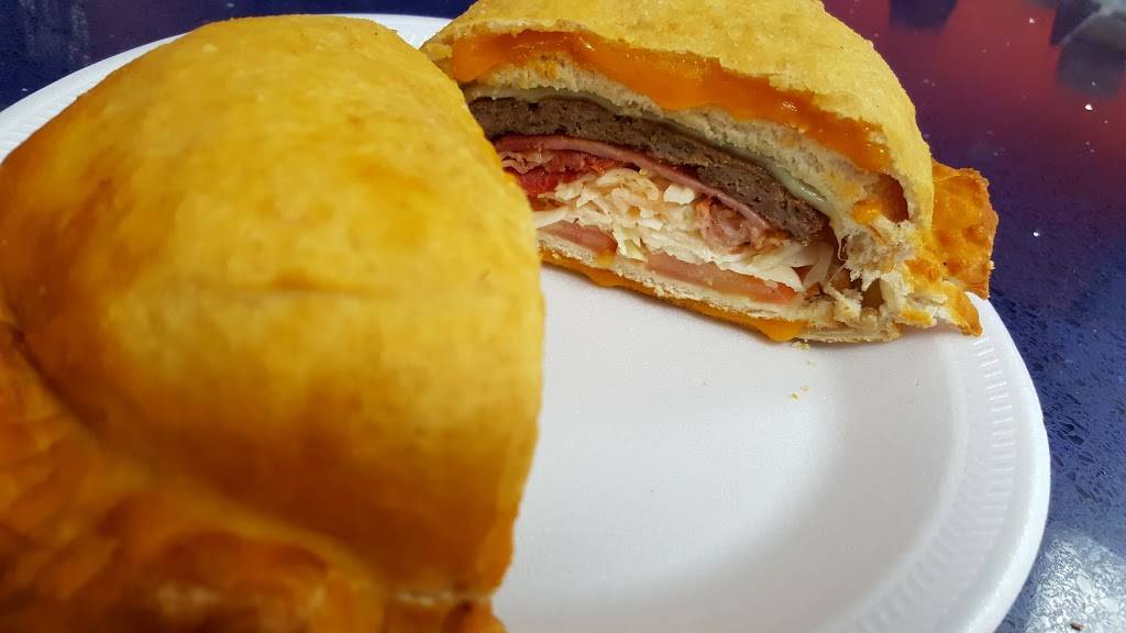 Chimi Mundo | restaurant | 9805 Atlantic Ave, Ozone Park, NY 11416, USA | 7188468636 OR +1 718-846-8636