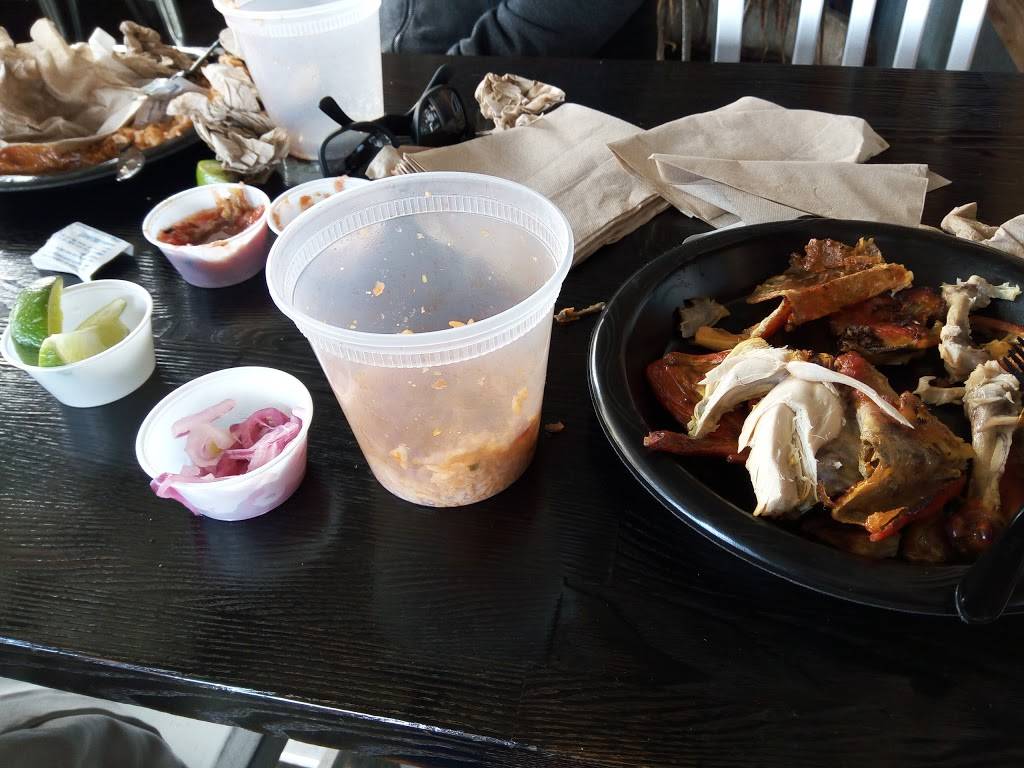 Santa Barbara Chicken Ranch | restaurant | 2618 De La Vina St, Santa Barbara, CA 93105, USA | 8055691872 OR +1 805-569-1872