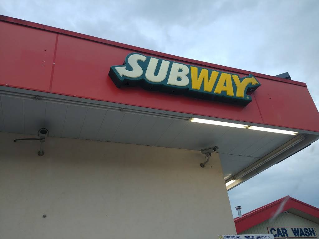 Subway | meal takeaway | 901 S Broadway, Pelican Rapids, MN 56572, USA | 2188634060 OR +1 218-863-4060