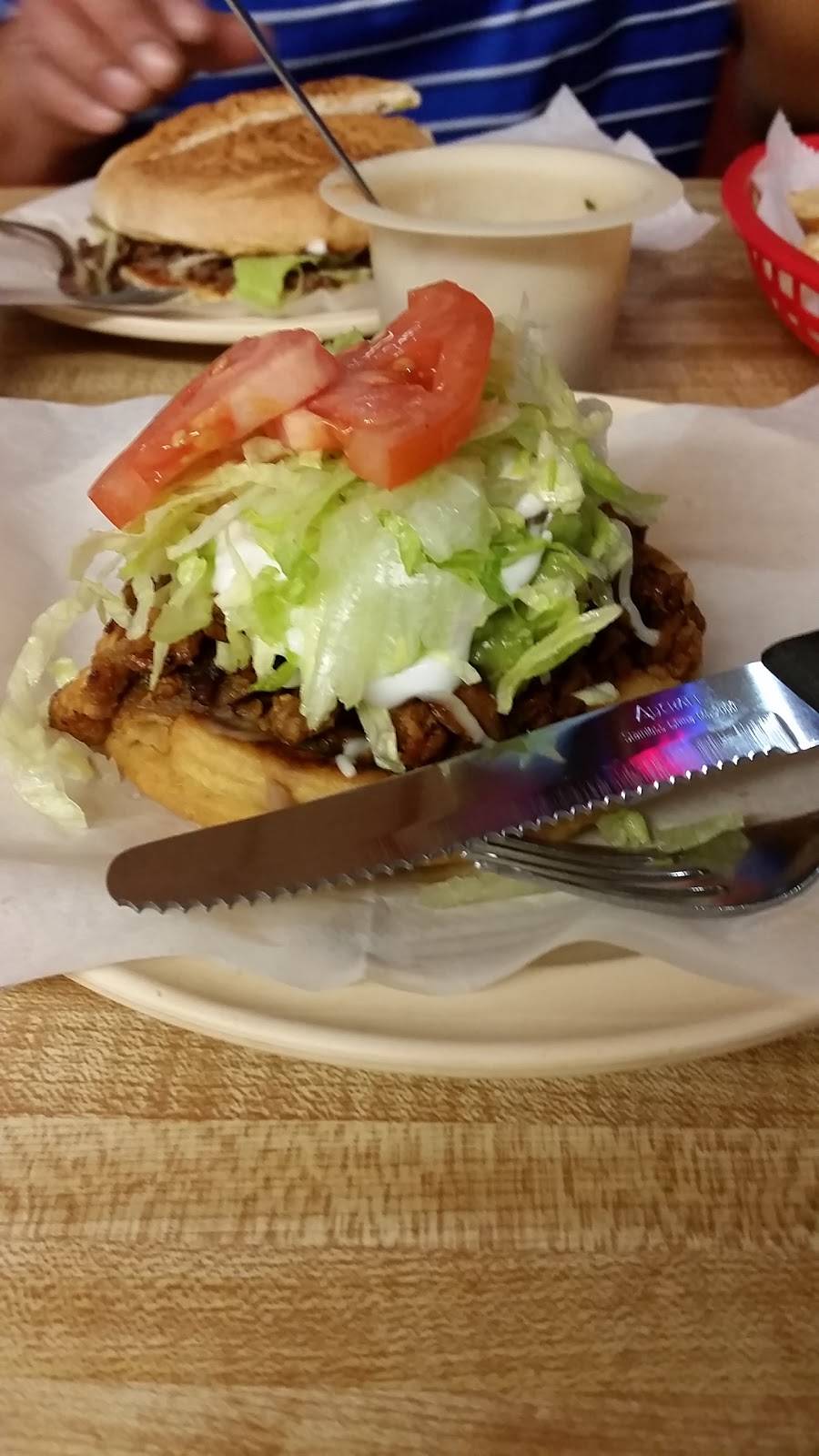 El Gallo Tapatio | restaurant | 10164 S Roberts Rd, Palos Hills, IL 60465, USA | 7085980107 OR +1 708-598-0107