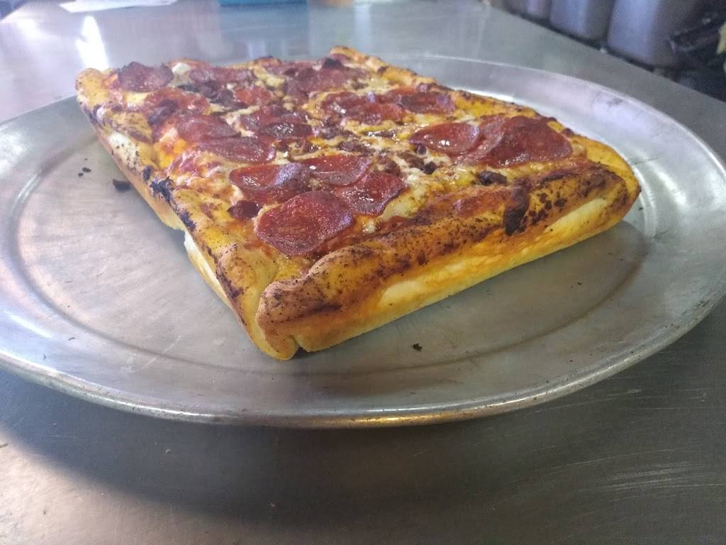 Valley boys pizzeria | restaurant | 589 US-30, Clinton, PA 15026, USA | 7248992122 OR +1 724-899-2122