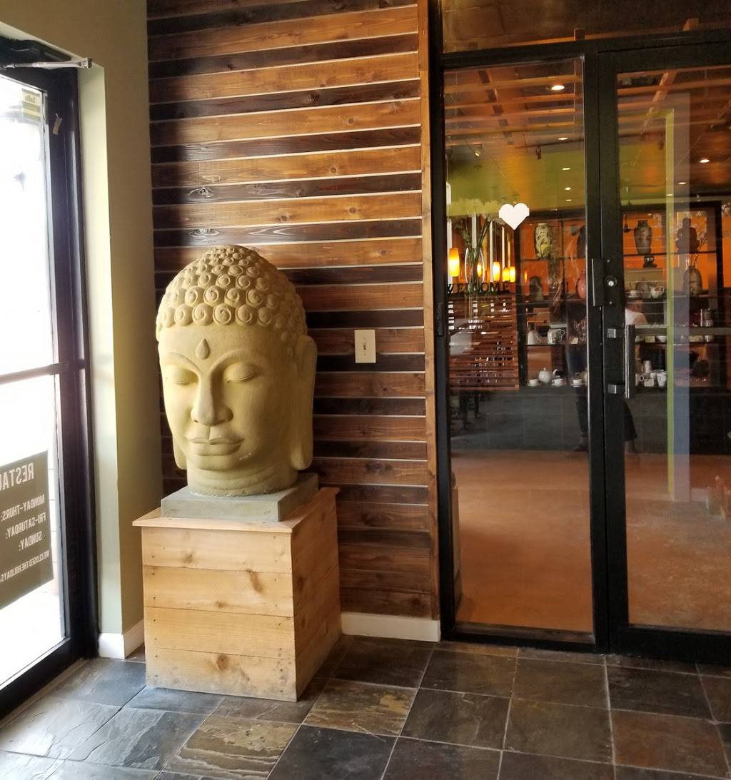 Huynh Restaurant | restaurant | 912 St Emanuel St, Houston, TX 77003, USA | 7132248964 OR +1 713-224-8964