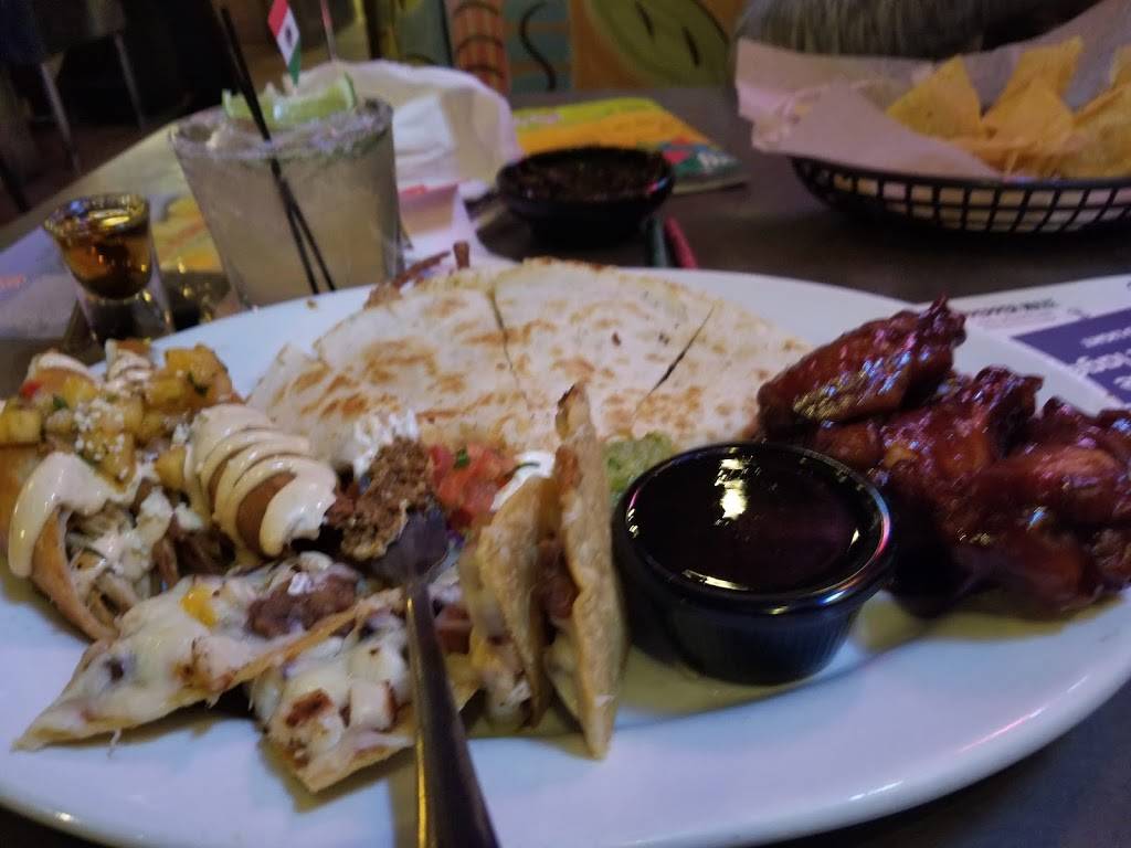 Chevys Fresh Mex | restaurant | 12466 Tesson Ferry Rd, St. Louis, MO 63128, USA | 3144720003 OR +1 314-472-0003