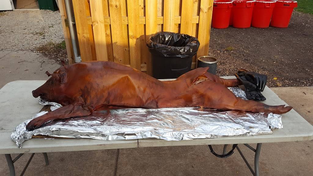 Hawthornes Backyard | restaurant | 1200 W Hawthorne Ln, West Chicago, IL 60185, USA | 6302936700 OR +1 630-293-6700