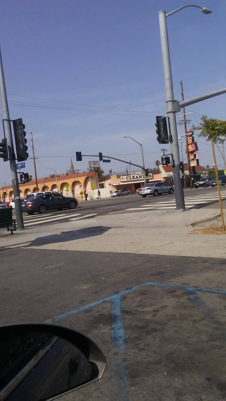 Churchs Chicken | restaurant | 7205 Vermont Ave, Los Angeles, CA 90044, USA | 3237580553 OR +1 323-758-0553