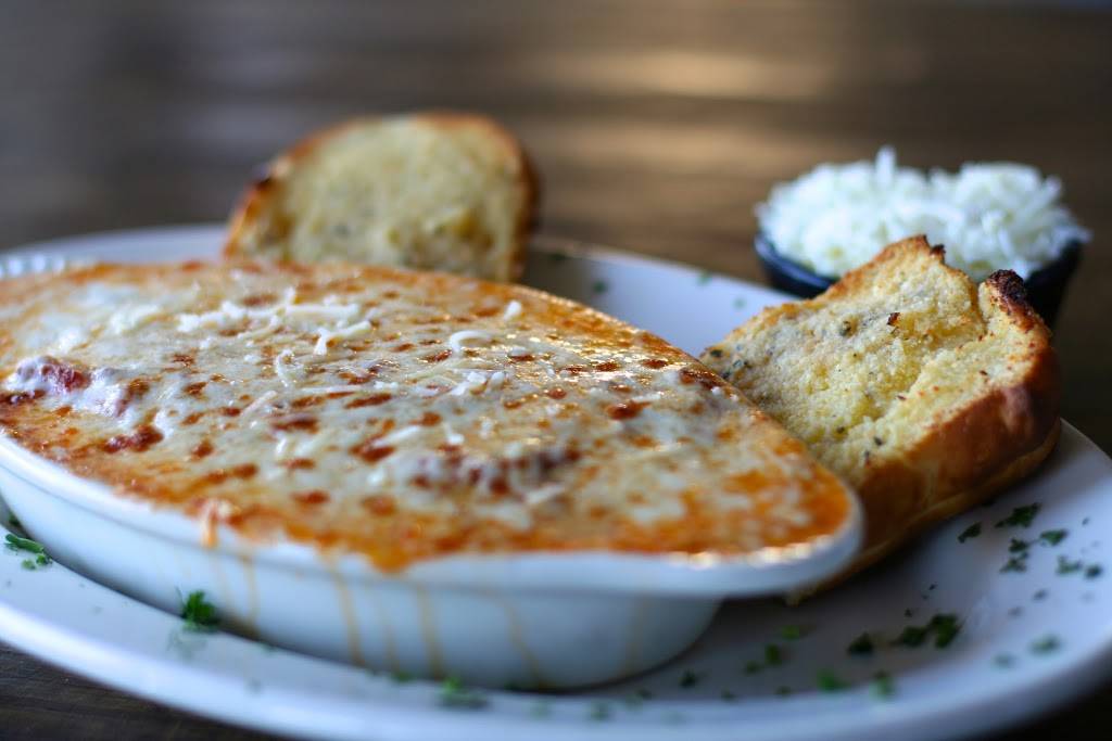 Selmas Chicago Pizzeria & Tap Room San Juan | restaurant | 31781 Camino Capistrano #201, San Juan Capistrano, CA 92675, USA | 9494293599 OR +1 949-429-3599