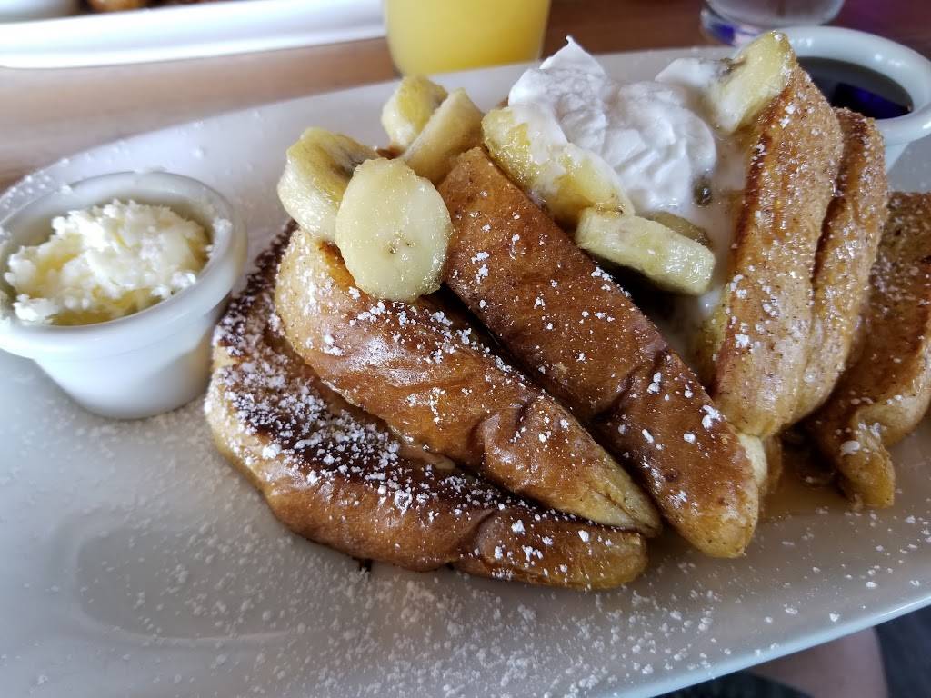 Wonderland Ocean Pub | restaurant | 5083 Santa Monica Ave, San Diego, CA 92107, USA | 6192553358 OR +1 619-255-3358