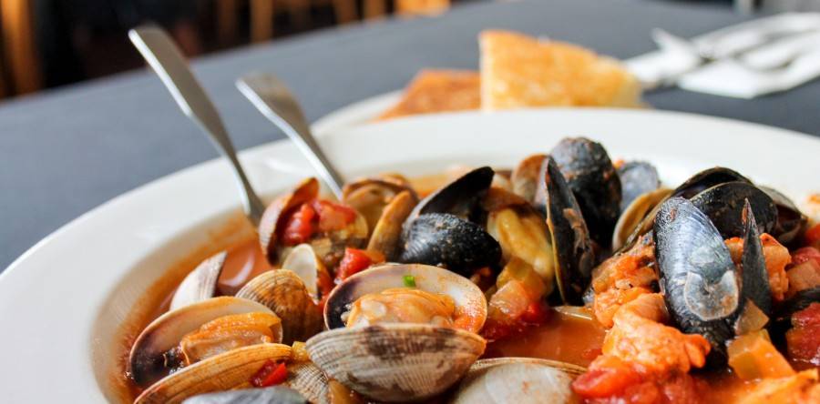 Docs Marina Grill in Port Townsend | restaurant | 141 Hudson St, Port Townsend, WA 98368, USA | 3603443627 OR +1 360-344-3627