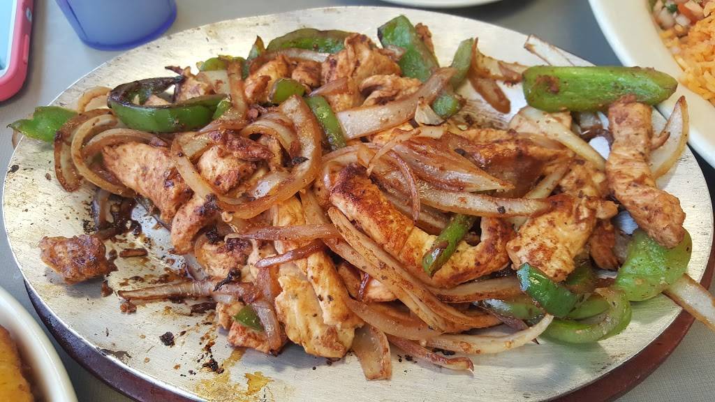 La Olla Restaurant | restaurant | 2111 Spring Cypress Rd, Spring, TX 77388, USA | 2812882626 OR +1 281-288-2626