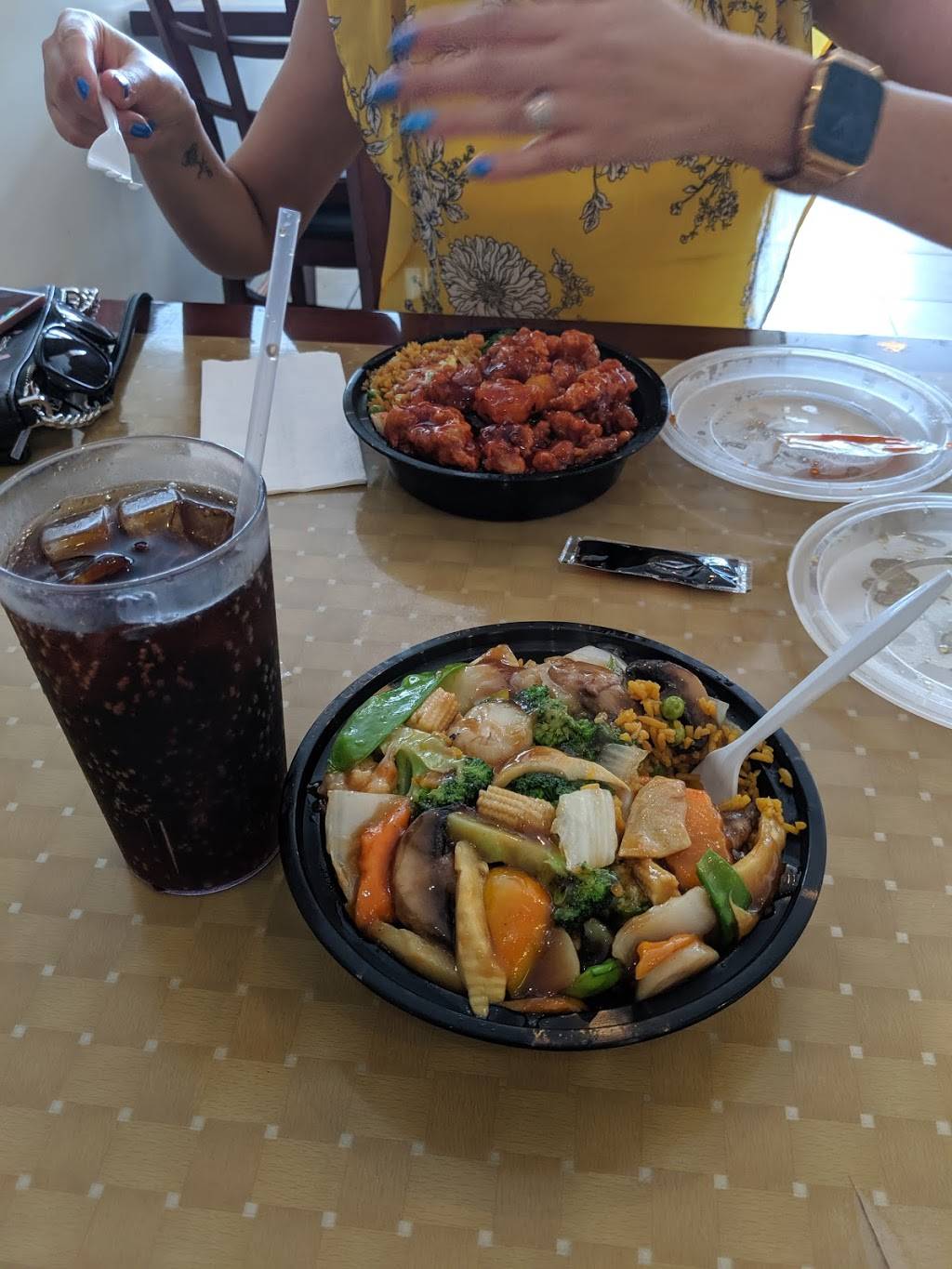 Golden City III | restaurant | 207 25th St, Virginia Beach, VA 23451, USA | 7574223388 OR +1 757-422-3388