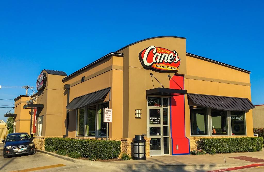 Raising Canes Chicken Fingers | meal takeaway | 5030 Greenville Ave, Dallas, TX 75206, USA | 2143606080 OR +1 214-360-6080