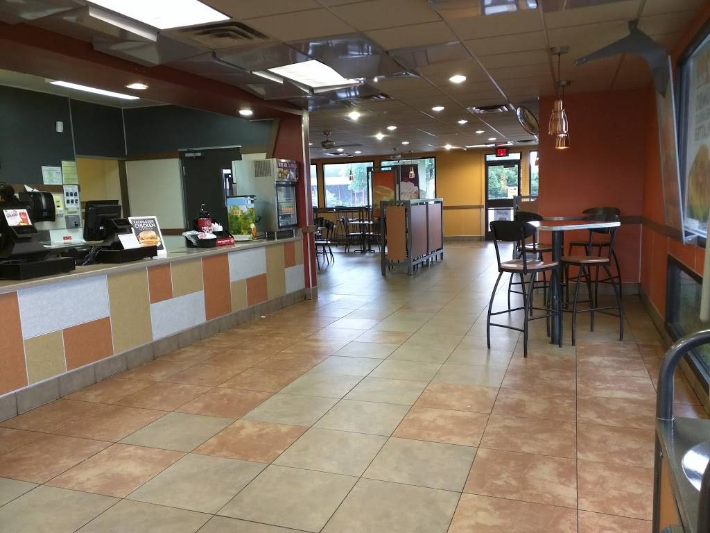 Jack in the Box | restaurant | 9825 Burnet Rd, Austin, TX 78758, USA | 5128329323 OR +1 512-832-9323