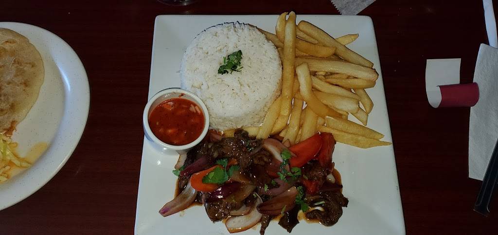 Mirnas Pupuseria & Restaurant | restaurant | 101 Weems Ln, Winchester, VA 22601, USA | 5407735759 OR +1 540-773-5759