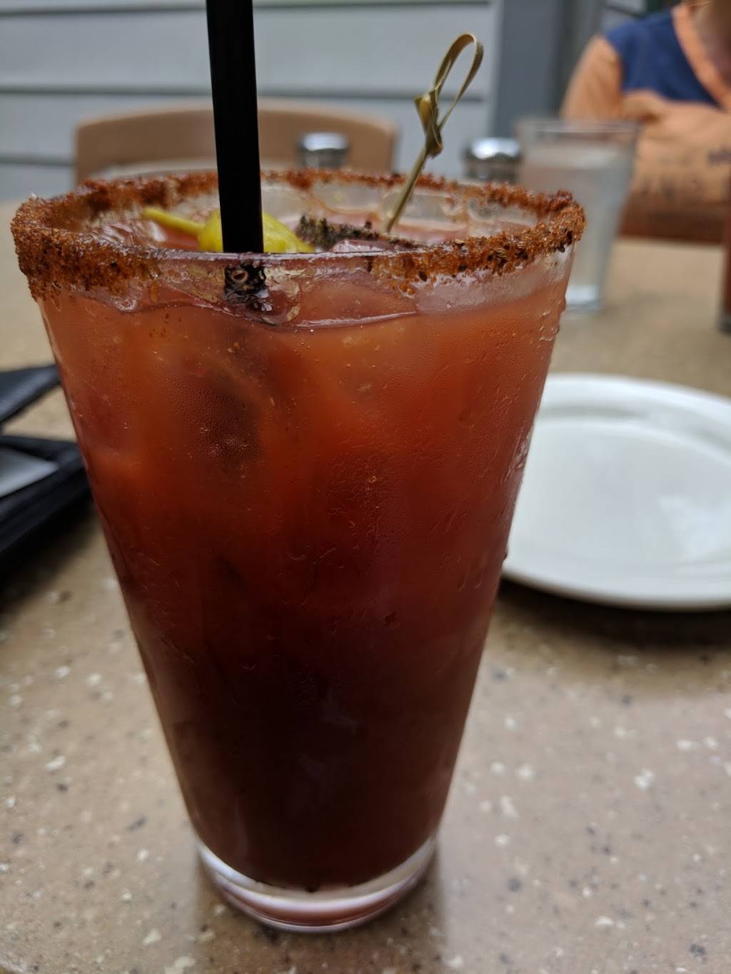 Bass Lake Taverne & Inn | restaurant | 426 South St, Chardon, OH 44024, USA | 4402853100 OR +1 440-285-3100