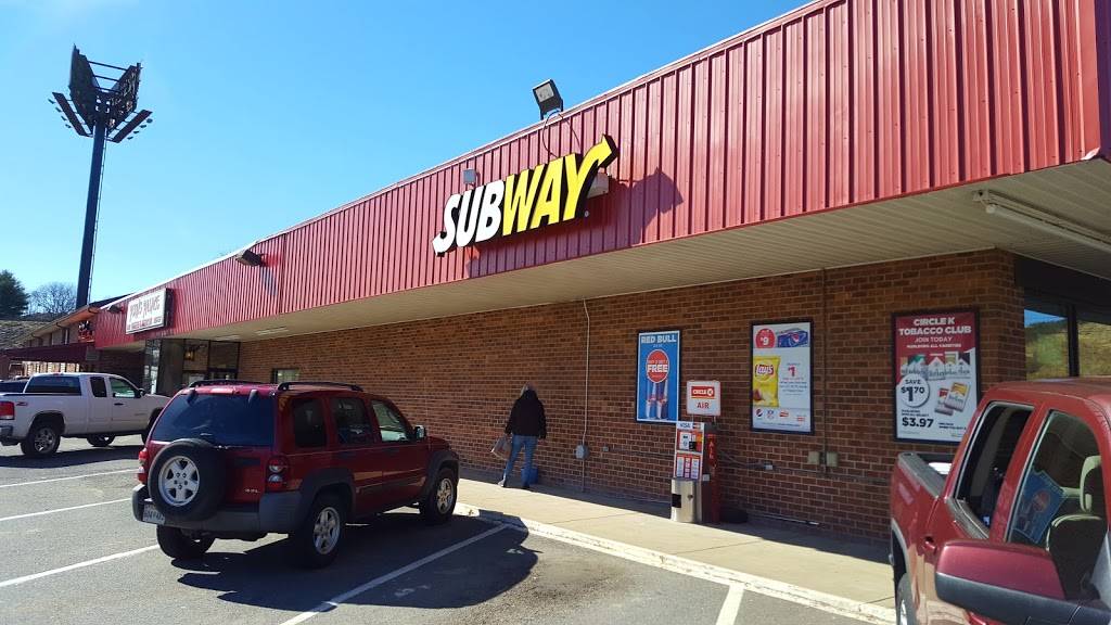 Subway | restaurant | 2654 Old Galax Pike, Hillsville, VA 24343, USA | 2767280110 OR +1 276-728-0110