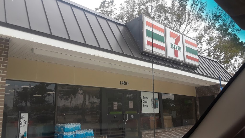7-Eleven | bakery | 1480 Airport-Pulling Rd N, Naples, FL 34104, USA | 2396430471 OR +1 239-643-0471