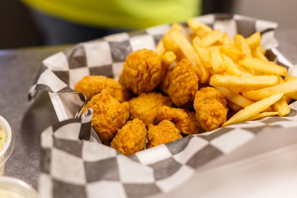 Fishville Trading Post, LLC | restaurant | 769 Co Rd 477, Palacios, TX 77465, USA | 3618273615 OR +1 361-827-3615