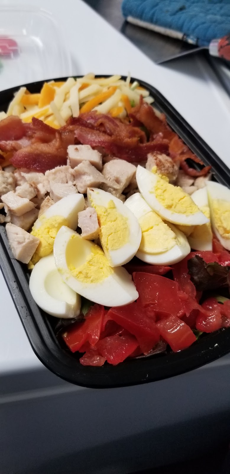 CATS CAFE & NOVELTIES | restaurant | 100 Fredericksburg Ave, Louisa, VA 23093, USA | 5405005942 OR +1 540-500-5942