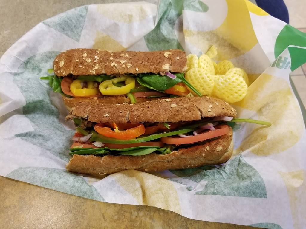 Subway | restaurant | Adelaide Ctr, 1030 Adelaide St N Unit 2, London, ON N5Y 2M9, Canada | 5196796939 OR +1 519-679-6939