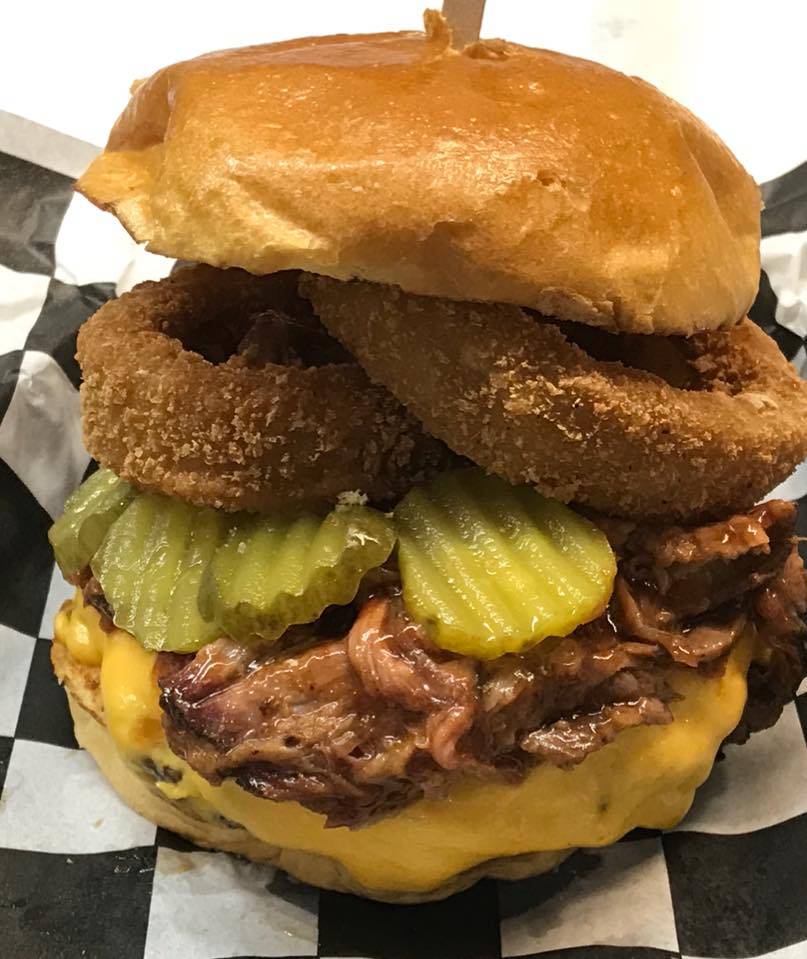 Patoka Lake Pub N Grub | restaurant | 2976 N Dillard Rd, Birdseye, IN 47513, USA | 8126852018 OR +1 812-685-2018