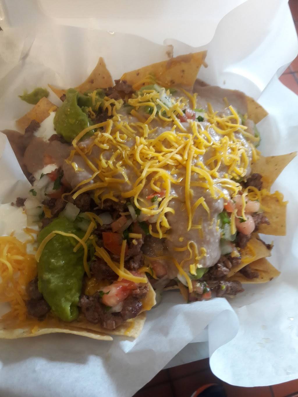 Losbetos Mexican Food | restaurant | 3001 North Hayden Road, Scottsdale, AZ 85251, USA | 4809475142 OR +1 480-947-5142