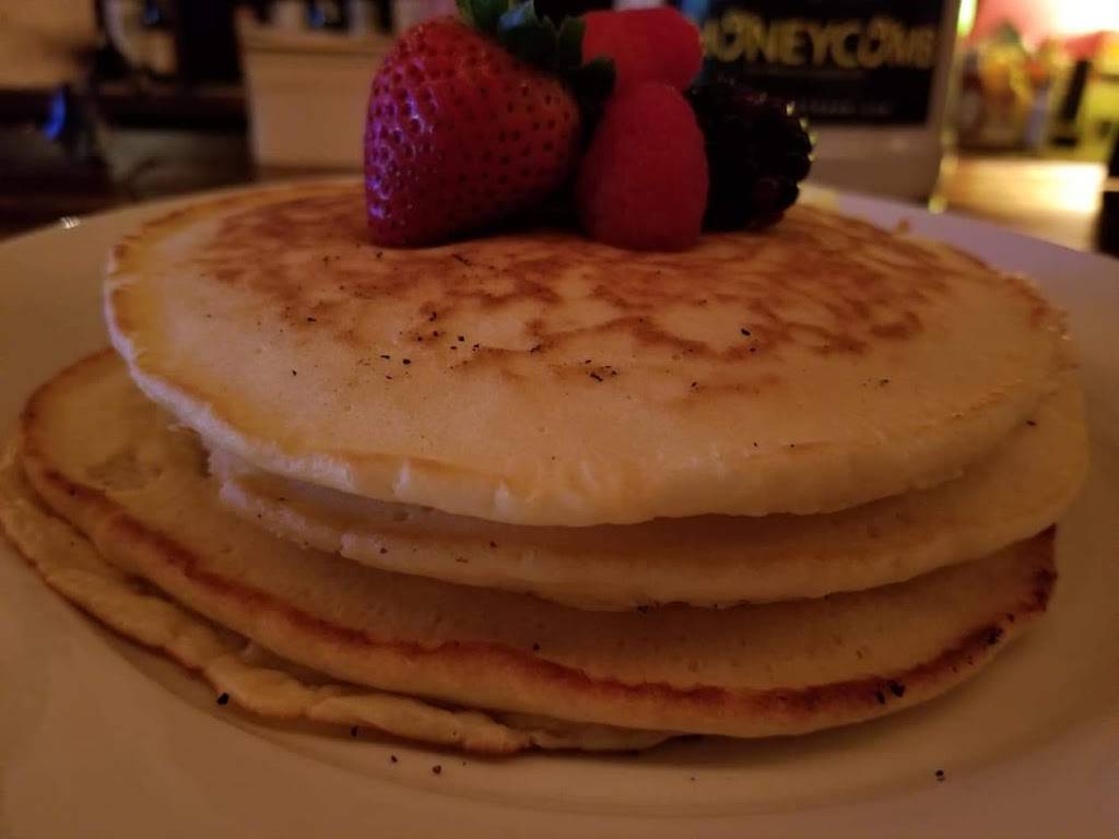 Cock & Bull Neighborhood Pub | restaurant | 6330 Gaston Ave, Dallas, TX 75214, USA | 2148419111 OR +1 214-841-9111