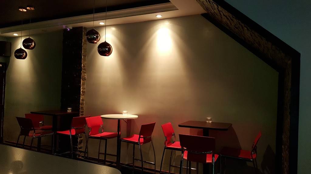 Meda Lounge and Restaurant | restaurant | 1397 Danforth Ave, Toronto, ON M4J 1N2, Canada | 4164656332 OR +1 416-465-6332