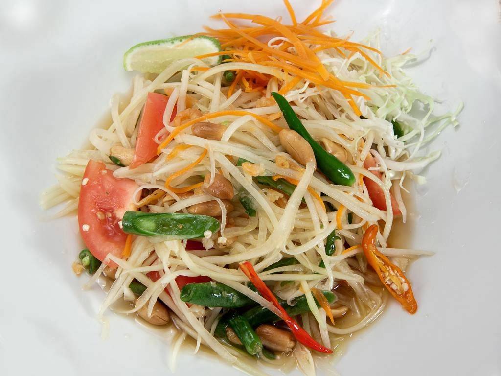 Issara Thai Cuisine | restaurant | 7251 Warner Ave F, Huntington Beach, CA 92647, USA | 7148477777 OR +1 714-847-7777