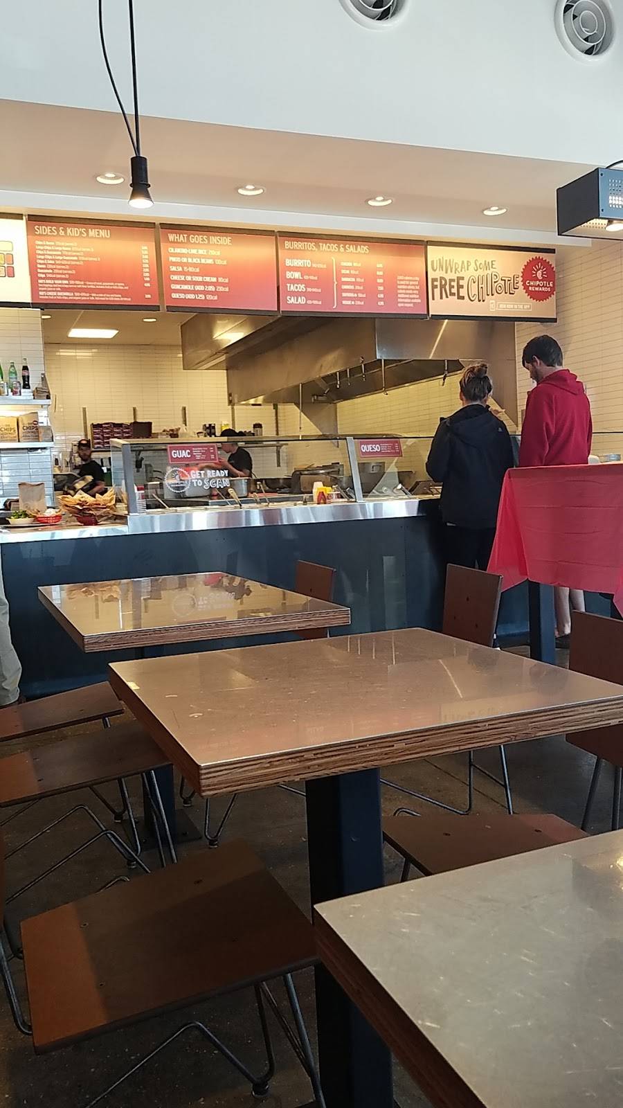 Chipotle Mexican Grill | restaurant | 2151 Jackson Ave W, Oxford, MS 38655, USA | 6622366412 OR +1 662-236-6412