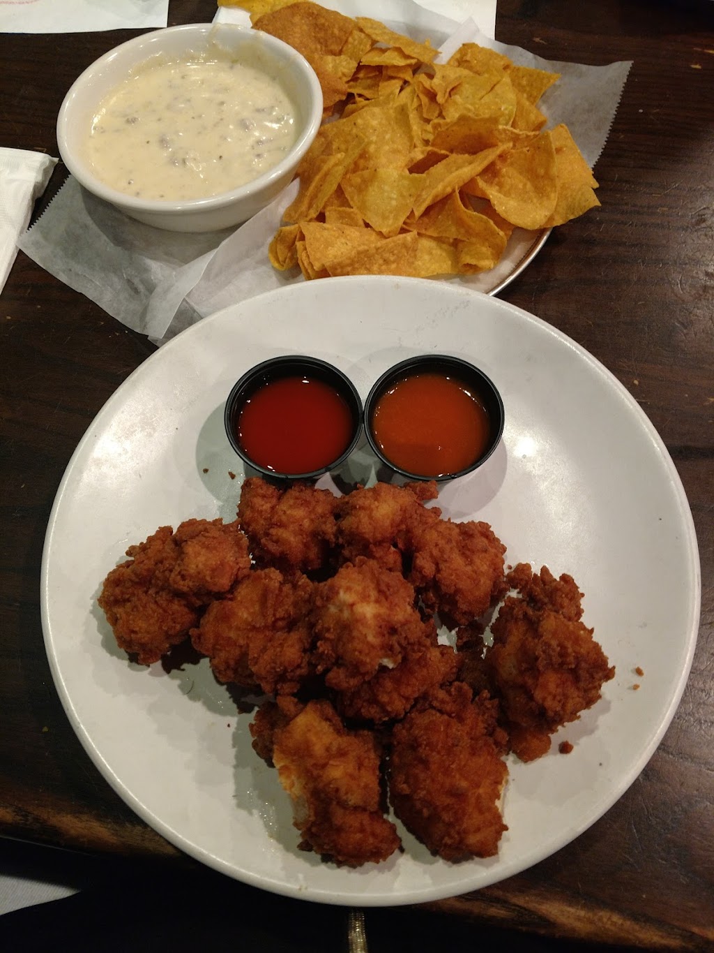 Mugshots Grill and Bar - Mobile, AL | restaurant | 6255 Airport Blvd, Mobile, AL 36608, USA | 2514472514 OR +1 251-447-2514