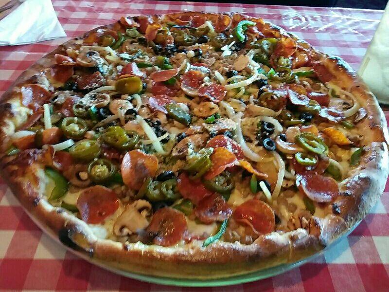 Vittorinos Cucina Italian Restaurant | restaurant | 2761 TN-72, Loudon, TN 37774, USA | 8654082422 OR +1 865-408-2422