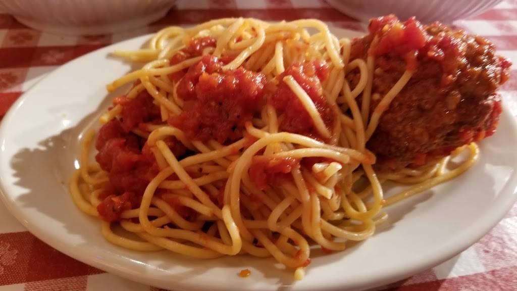 Buca di Beppo Italian Restaurant | restaurant | 16677 Southpark Center, Strongsville, OH 44136, USA | 4408466262 OR +1 440-846-6262