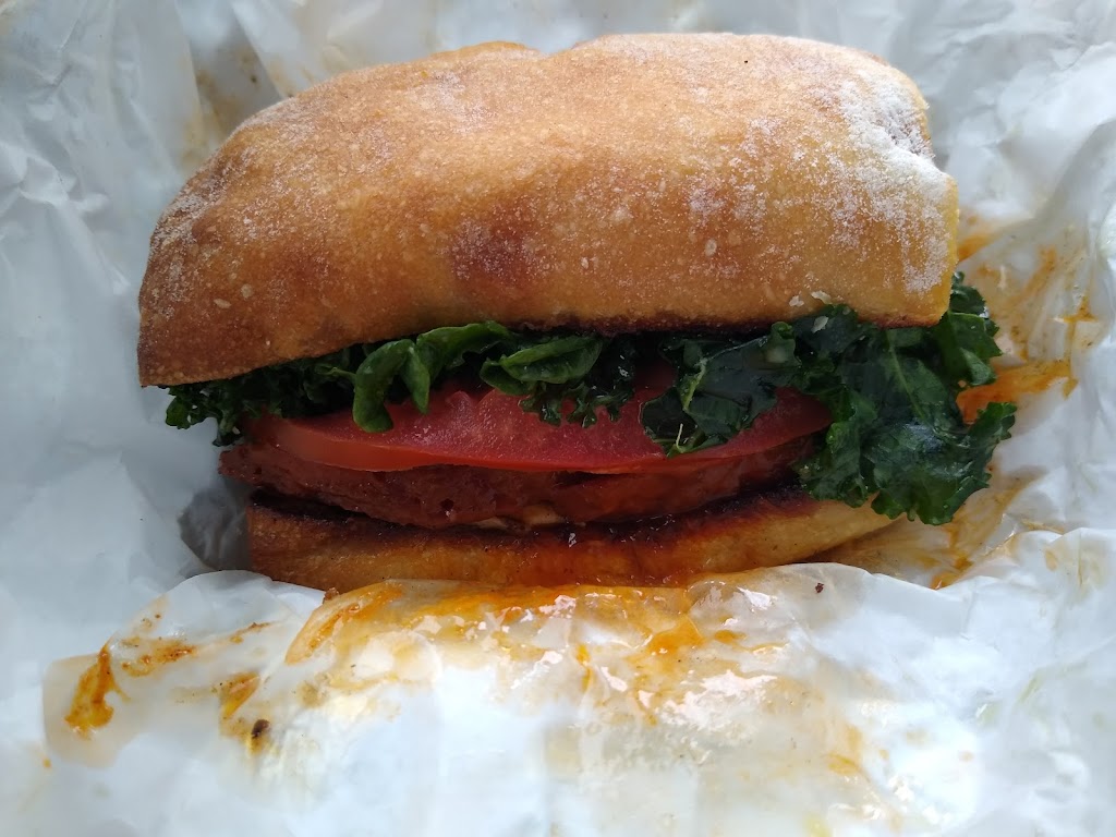 Kale Cafe Juice Bar & Vegan Cuisine | restaurant | 116 N Beach St, Daytona Beach, FL 32114, USA | 3868725097 OR +1 386-872-5097