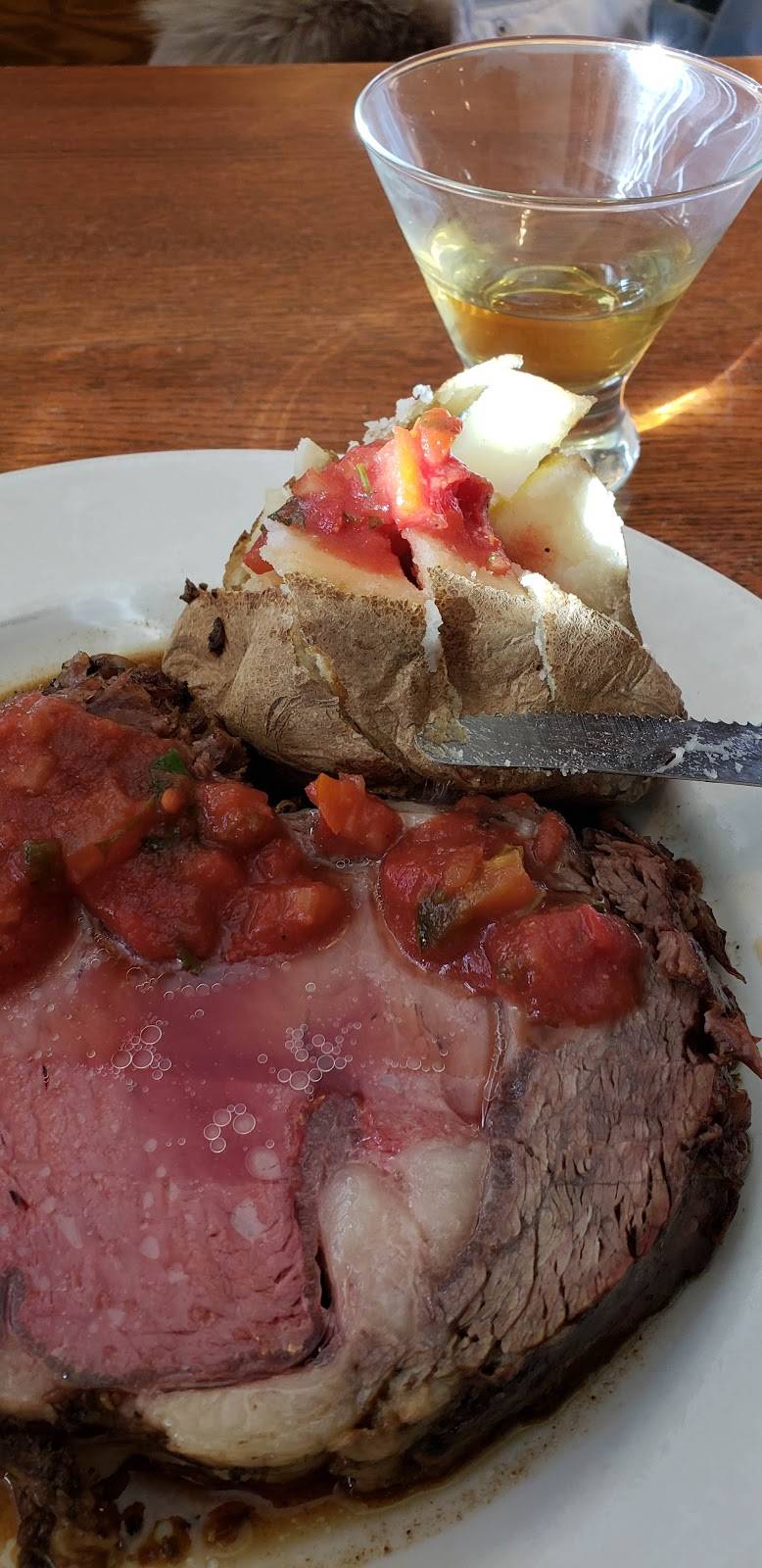 Brass Rail Bar & Grill | restaurant | 89 Freneau Ave, Matawan, NJ 07747, USA | 7322908400 OR +1 732-290-8400