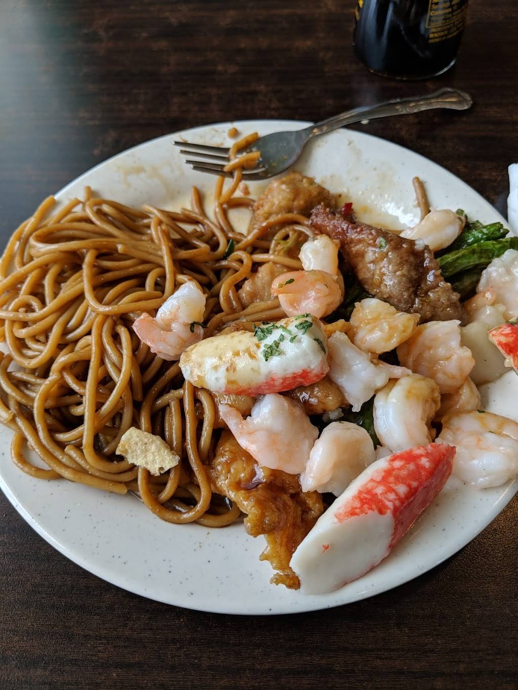 Hong Kong Buffet | restaurant | 728 S Carpenter Ave, Kingsford, MI 49802, USA | 9067749988 OR +1 906-774-9988