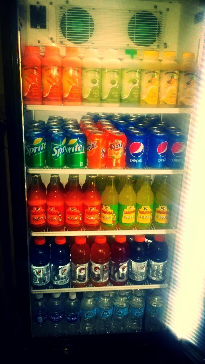 PEPPAS JERK CHICKEN | meal takeaway | 5825 W Hallandale Beach Blvd, Hollywood, FL 33023, USA | 3055427238 OR +1 305-542-7238