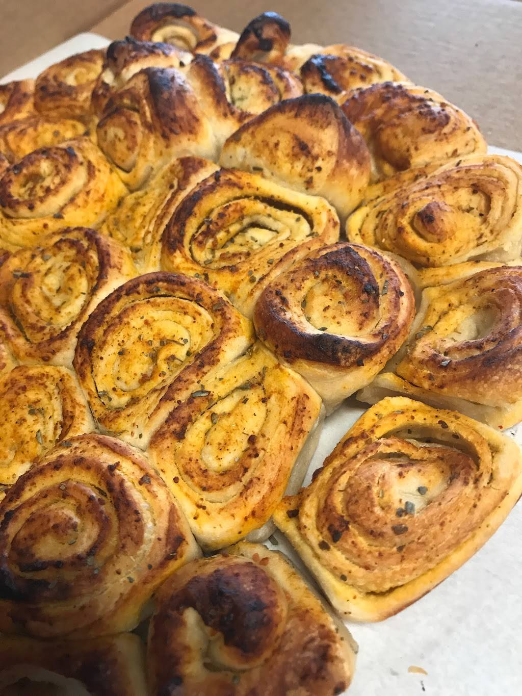 Pellegrinos Trattoria | restaurant | 275 N Main St C, Troutman, NC 28166, USA | 7045281204 OR +1 704-528-1204