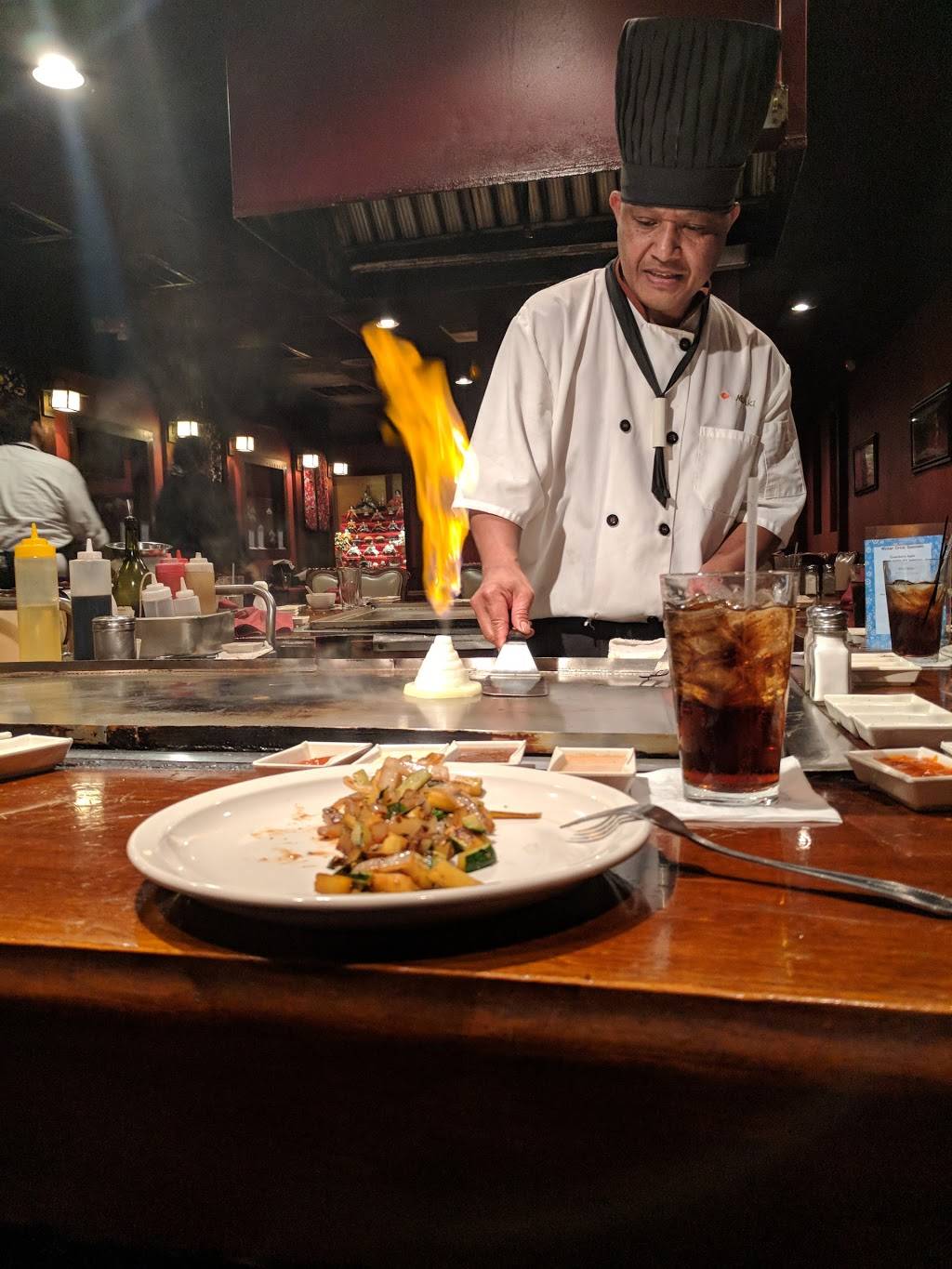 Misaki Japanese Steak House and Sushi | restaurant | 8207 Kingston Pike, Knoxville, TN 37919, USA | 8656913121 OR +1 865-691-3121