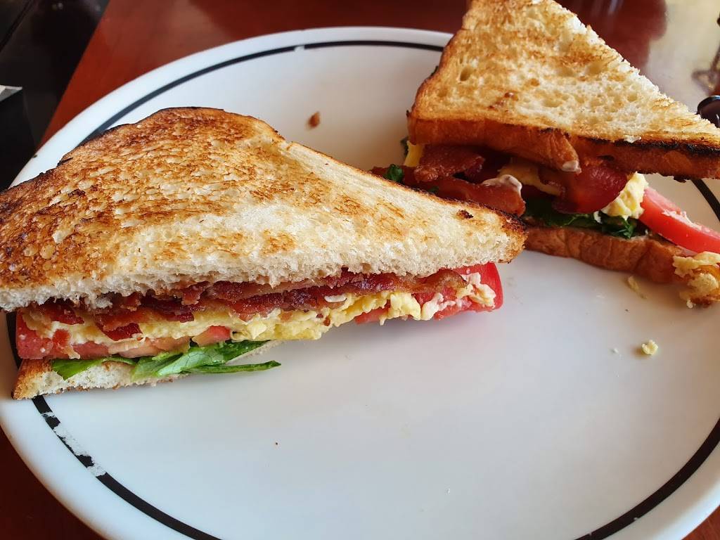 Corner Bakery Cafe | bakery | 301 N Market St #100, Dallas, TX 75202, USA | 2146518650 OR +1 214-651-8650