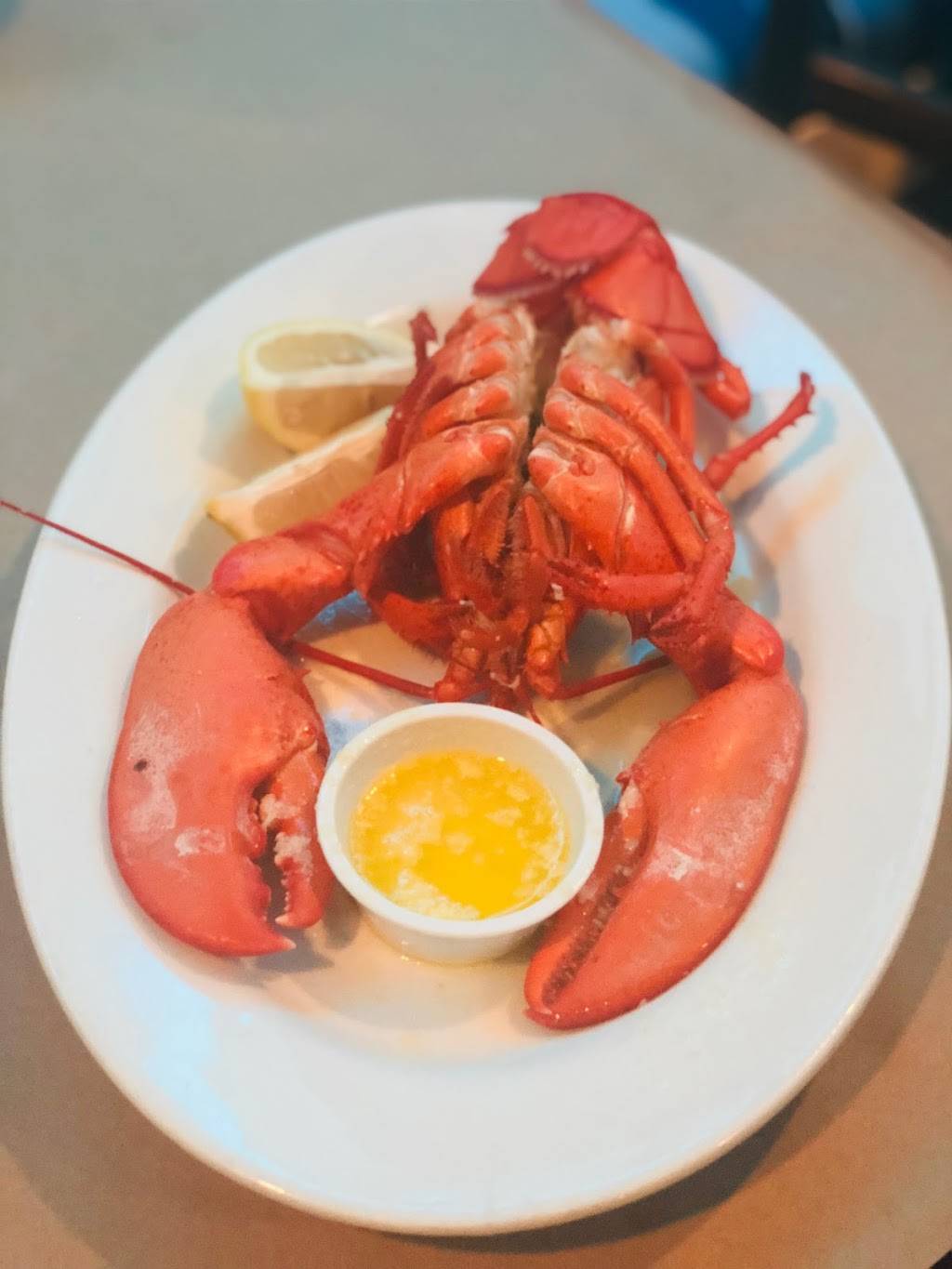 Nantuckets | restaurant | 9 Traders Cove, Port Jefferson, NY 11777, USA | 6315094848 OR +1 631-509-4848