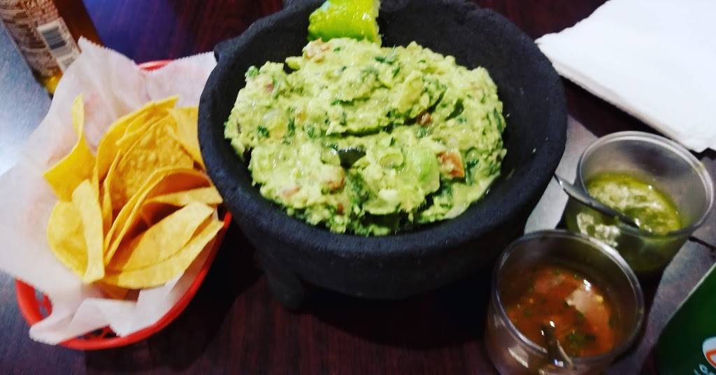 Taqueria El Carreton | restaurant | 817 Oley St, Reading, PA 19604, USA | 6103742420 OR +1 610-374-2420