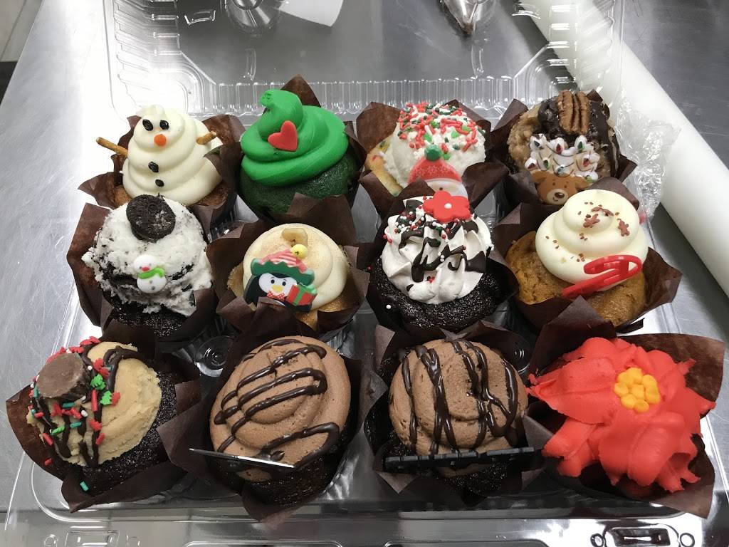 Our Sweet Lil Cakery | restaurant | 10501 E Seven Generations Way #131, Tucson, AZ 85747, USA | 5202881969 OR +1 520-288-1969