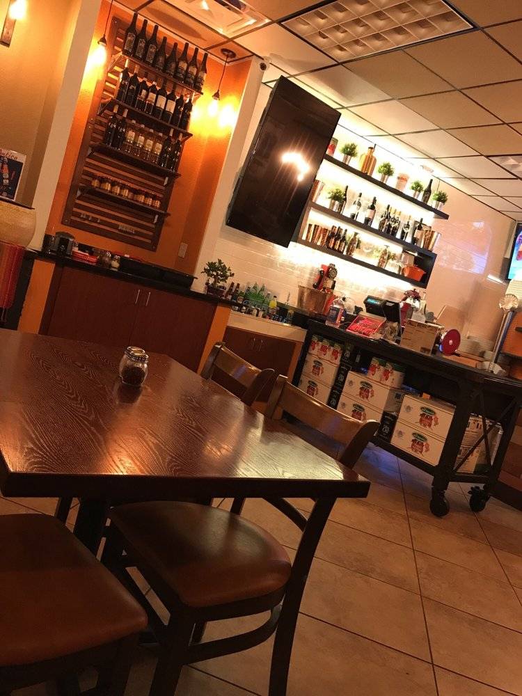 Lantica Neapolitan Pizza da Luciano | restaurant | 3325 S University Dr, Davie, FL 33328, USA | 7542162713 OR +1 754-216-2713