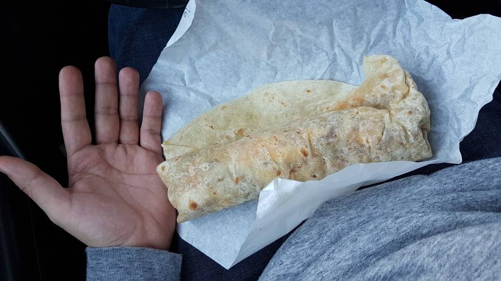 Arsenios Mexican Food | restaurant | 6745 N Blackstone Ave, Fresno, CA 93710, USA | 5594479032 OR +1 559-447-9032