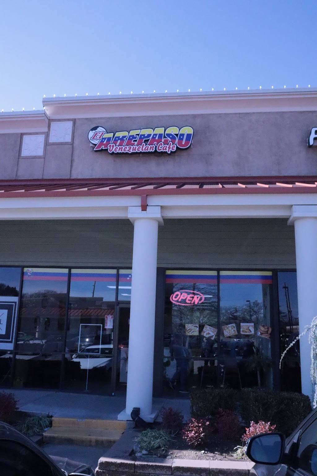 El Arepaso Venezuelan Cafe | restaurant | 8036 S Yale Ave, Tulsa, OK 74136, USA | 9184303136 OR +1 918-430-3136