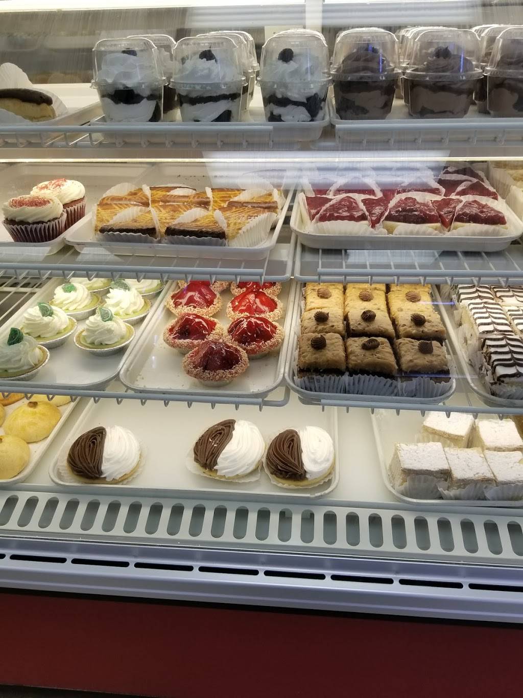 Piro’s Bakery & Pizzeria | bakery | 300 Merrimack St, Methuen, MA 01844, USA | 9786861872 OR +1 978-686-1872