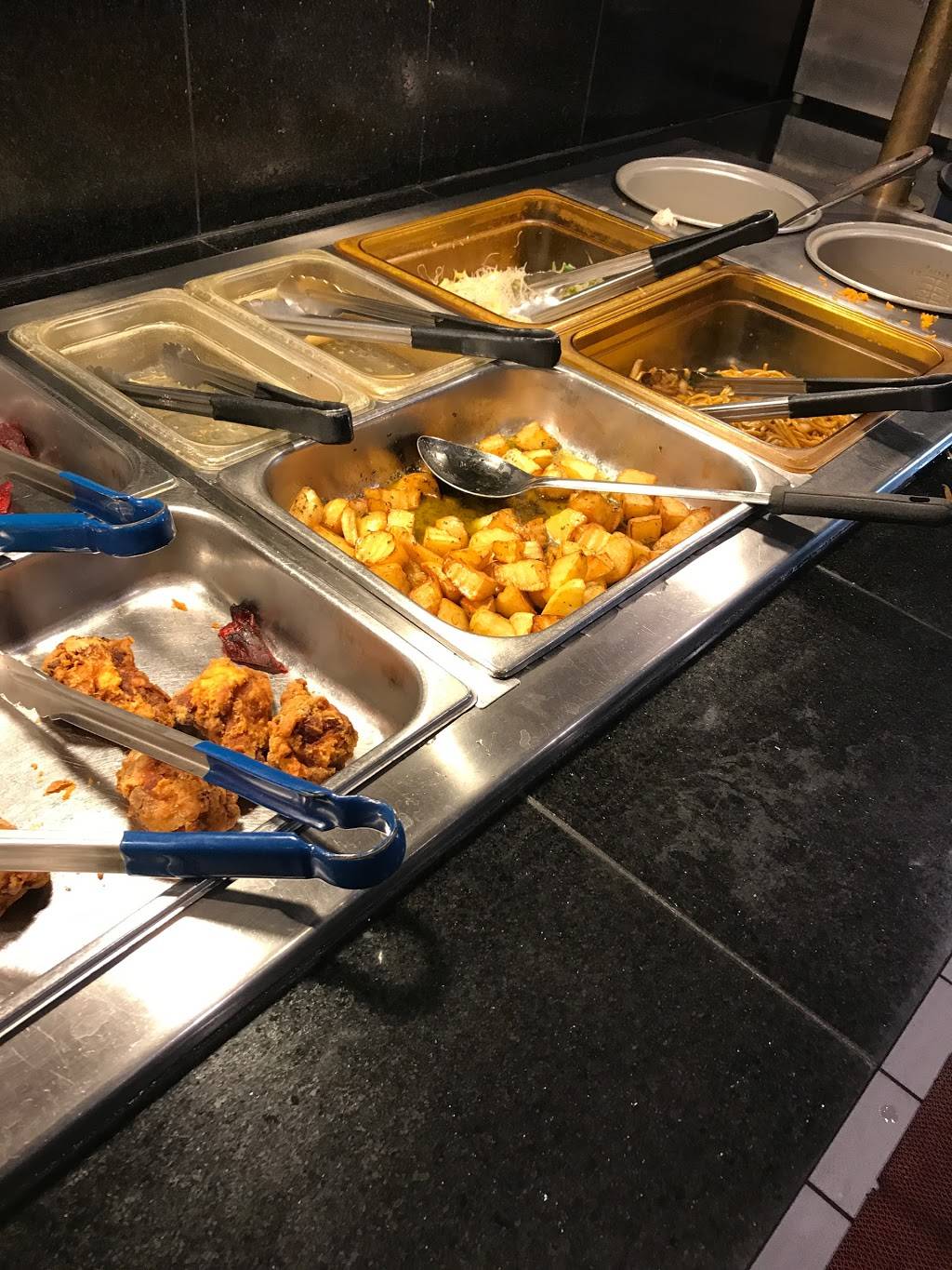 Kam Luang Restaurant | restaurant | 120 Cedar Grove Ln, Somerset, NJ 08873, USA | 7323567833 OR +1 732-356-7833